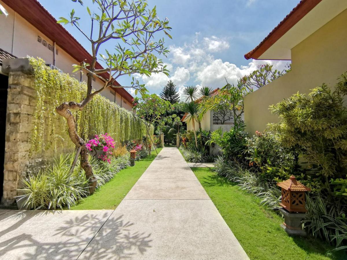 Kuta Puri Bungalows, Villas And Resort מראה חיצוני תמונה
