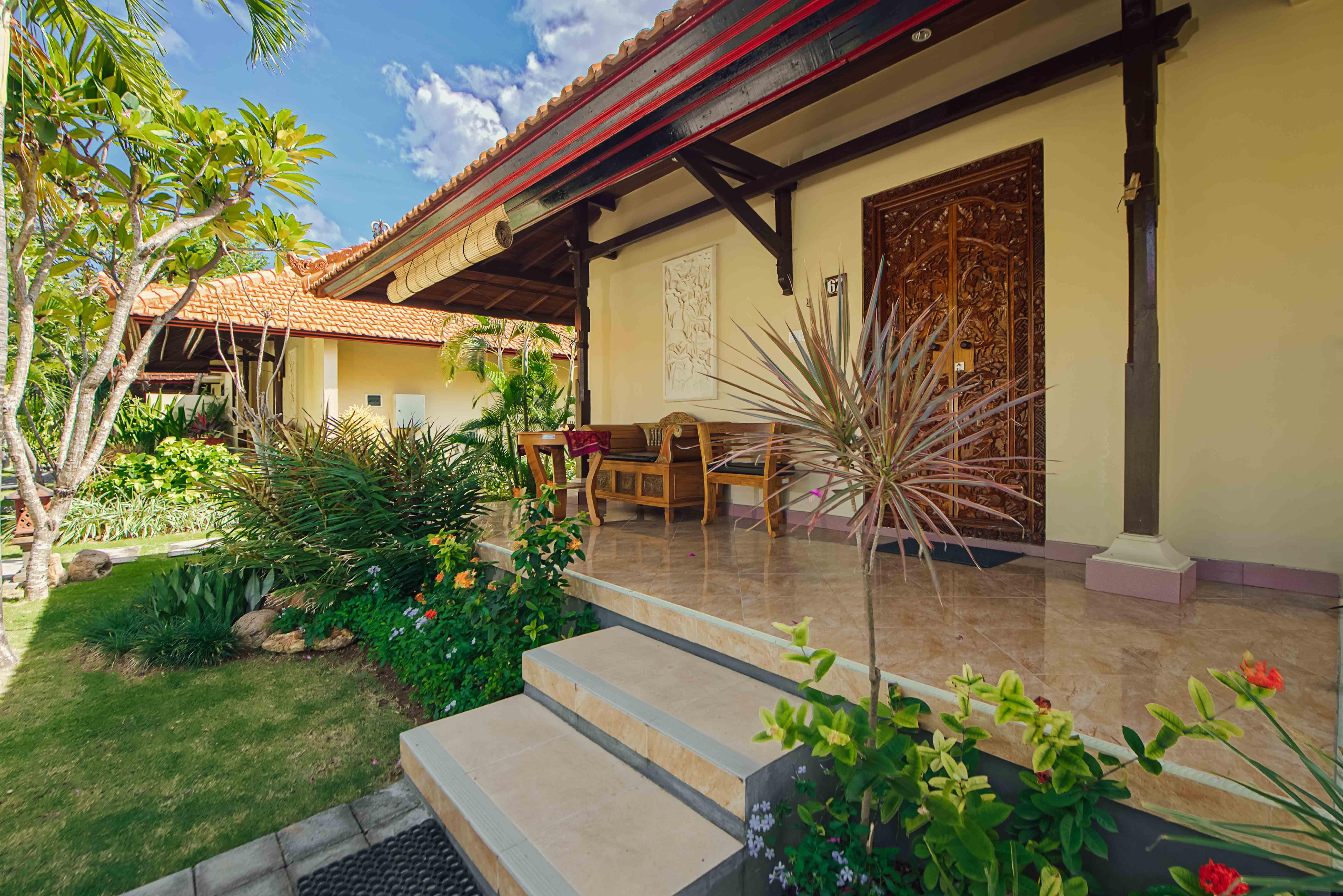 Kuta Puri Bungalows, Villas And Resort מראה חיצוני תמונה