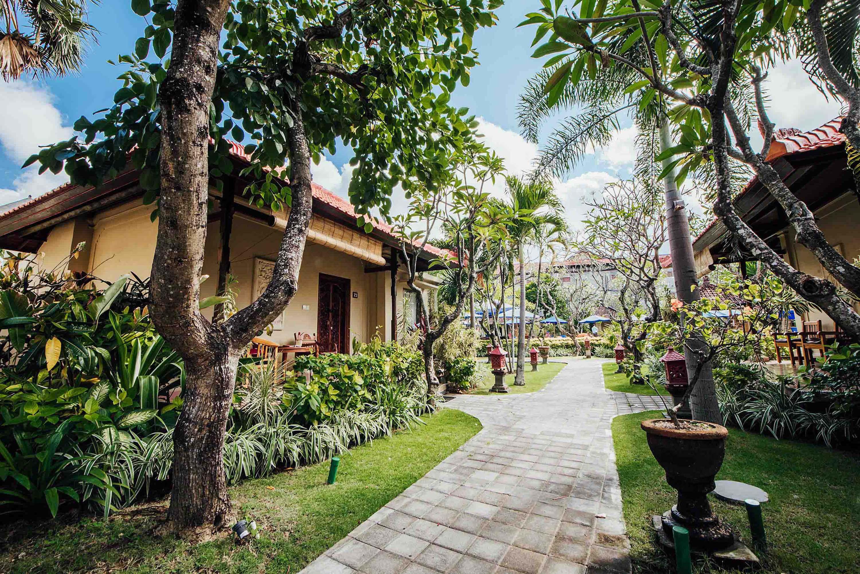 Kuta Puri Bungalows, Villas And Resort מראה חיצוני תמונה