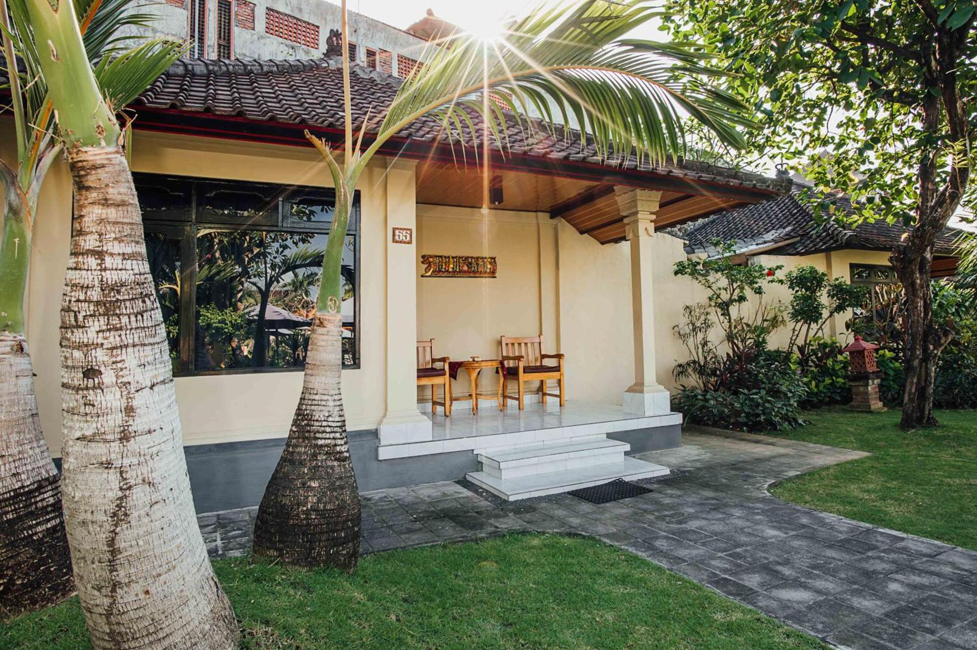 Kuta Puri Bungalows, Villas And Resort מראה חיצוני תמונה